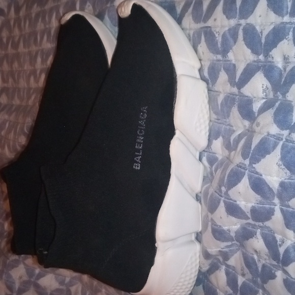 Balenciaga women's speed shoes - Picture 3 of 5